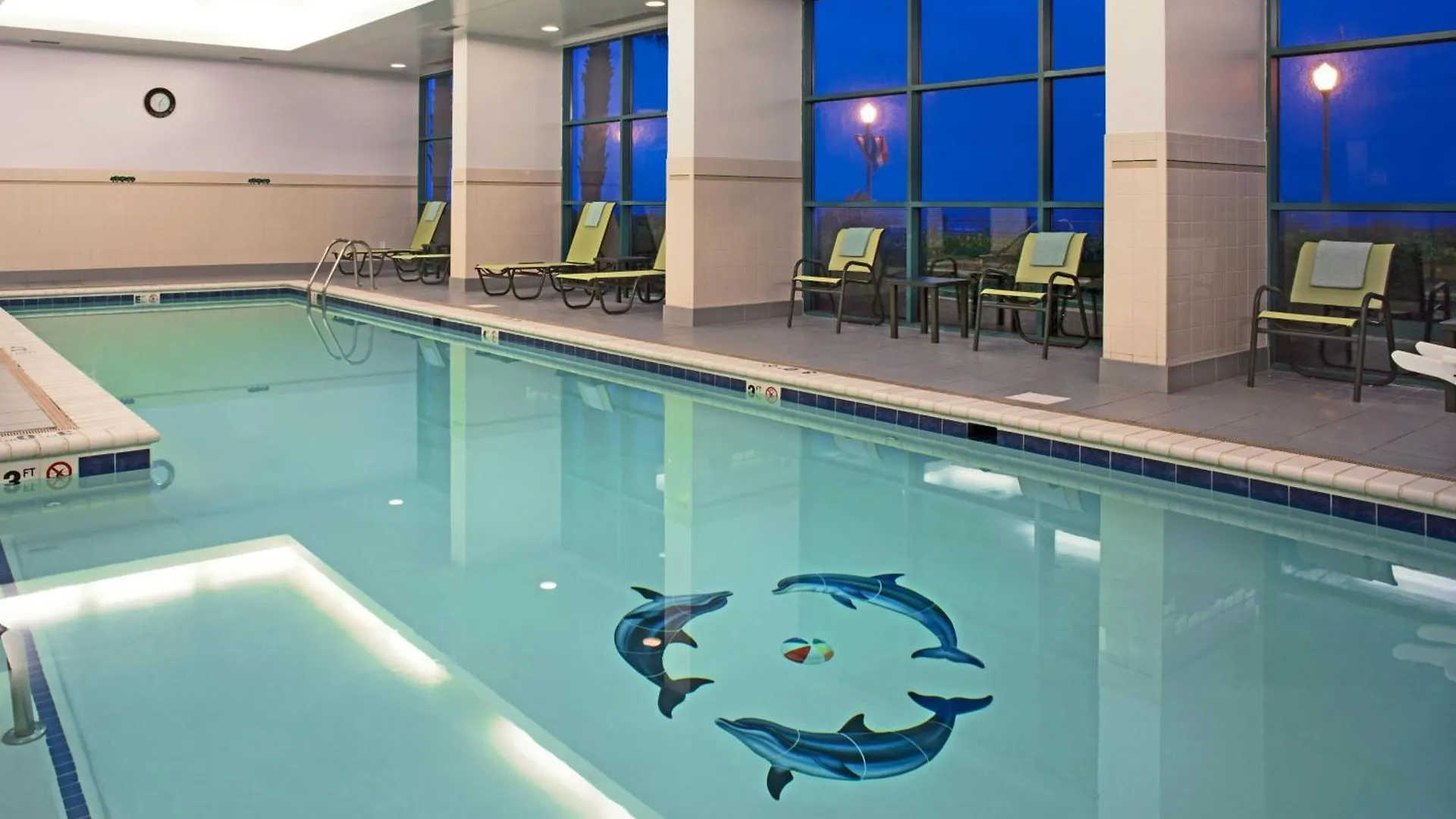 Courtyard Virginia Beach Oceanfront/South Hotel