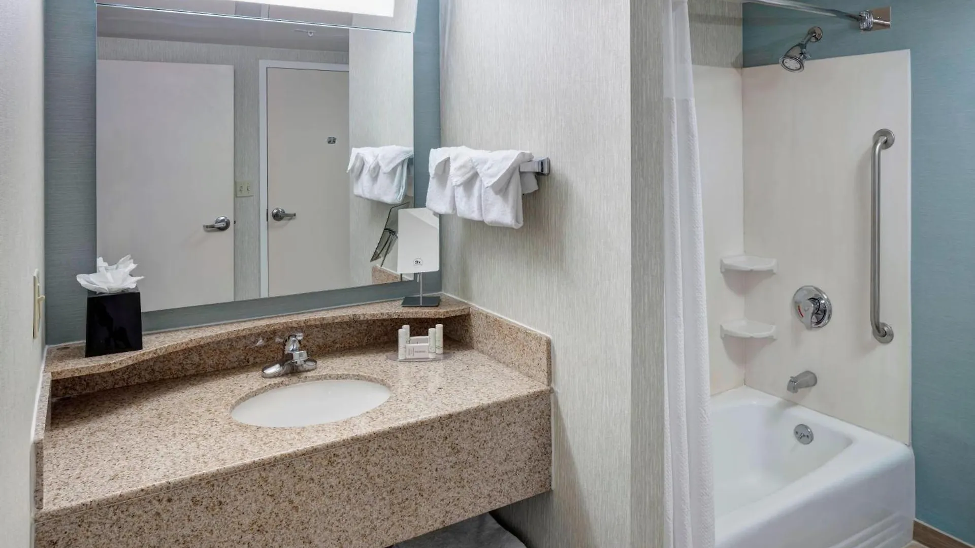 *** Hotel Courtyard Virginia Beach Oceanfront/South United States